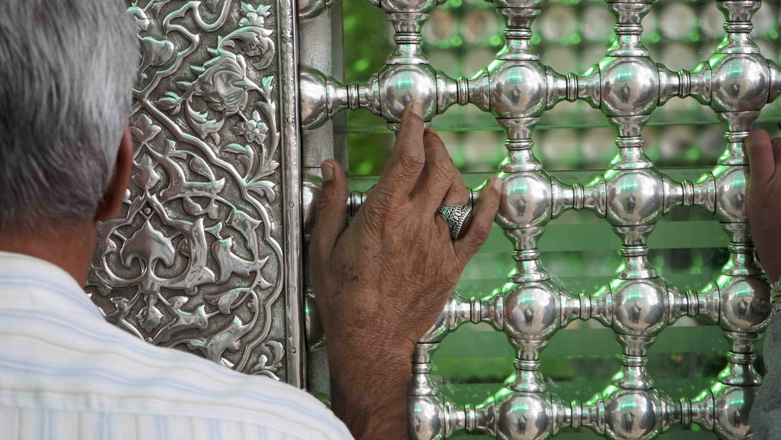 حالوهوای معنوی حرم مطهر حضرت شاهچراغ علیهالسلام در ۲۲ آبان ۱۴۰۴ شاهچراغ 7 scaled - حالوهوای معنوی حرم مطهر حضرت شاهچراغ علیهالسلام در ۲۲ آبان ۱۴۰۴