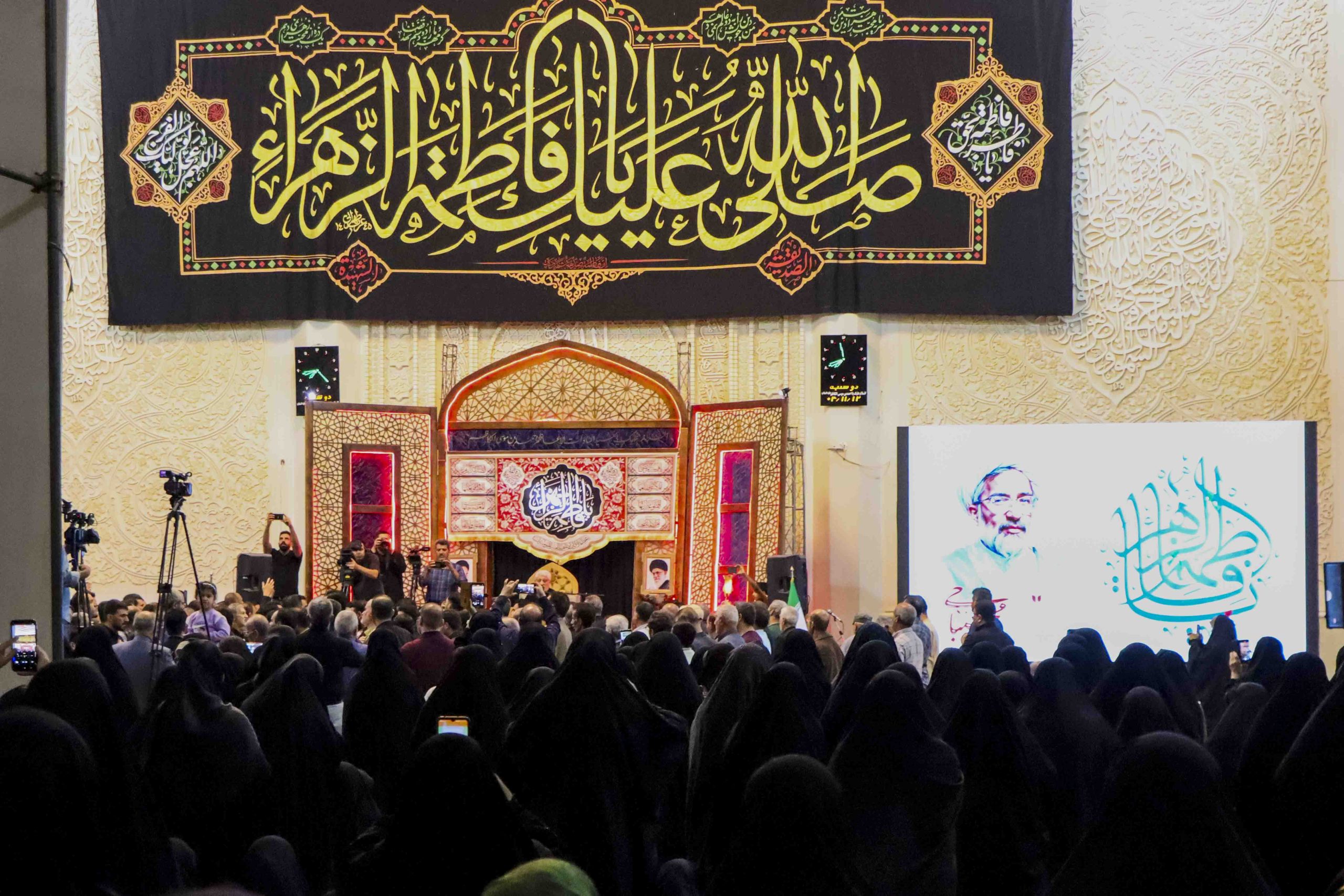 فاطمیه  12 scaled - دومین شب از مراسم سوگواری شهادت حضرت زهرا سلام الله علیها در حرم مطهر حضرت شاهچراغ علیه السلام