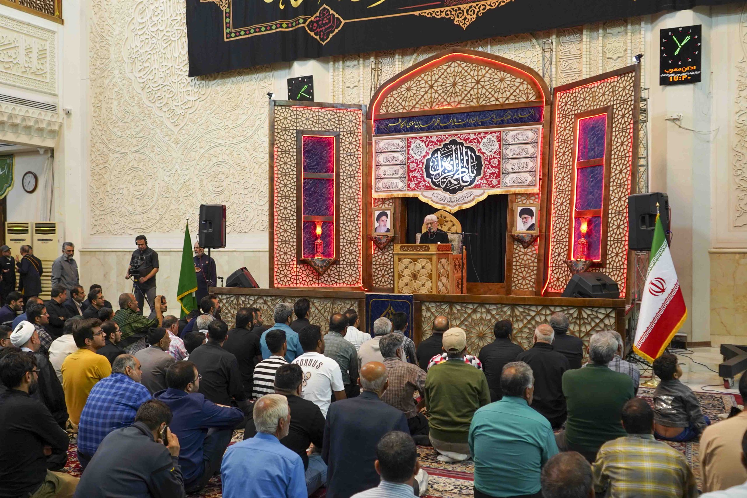 فاطمیه 8 scaled - دومین شب از مراسم سوگواری شهادت حضرت زهرا سلام الله علیها در حرم مطهر حضرت شاهچراغ علیه السلام