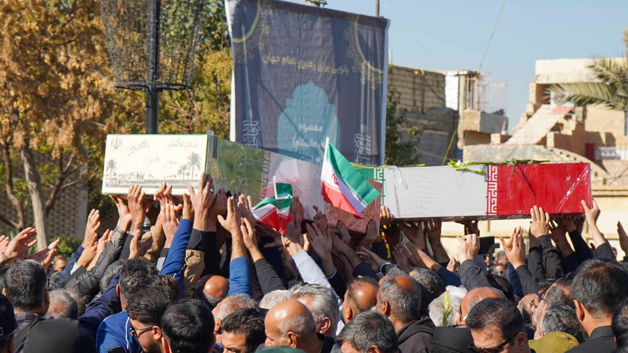 photo 2025 11 24 10 24 29 2 - تصاویر / تشییع پیکر مطهر شهدای گمنام در شیراز سومین حرم اهل بیت علیهم السلام