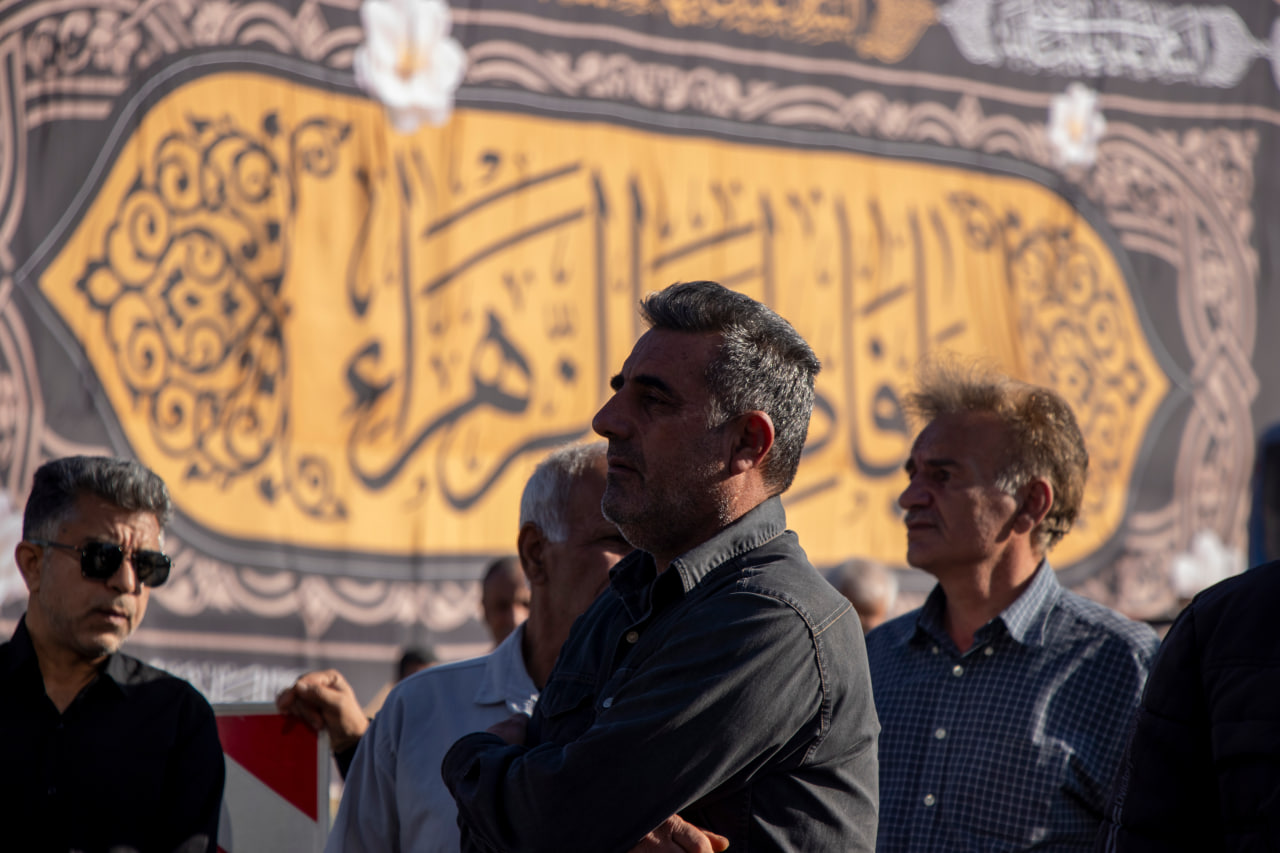 photo 2025 11 24 11 07 43 - تصاویر / تشییع پیکر مطهر شهدای گمنام در شیراز سومین حرم اهل بیت علیهم السلام