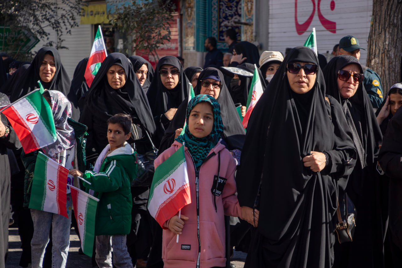 photo 2025 11 24 11 07 47 3 - تصاویر / تشییع پیکر مطهر شهدای گمنام در شیراز سومین حرم اهل بیت علیهم السلام