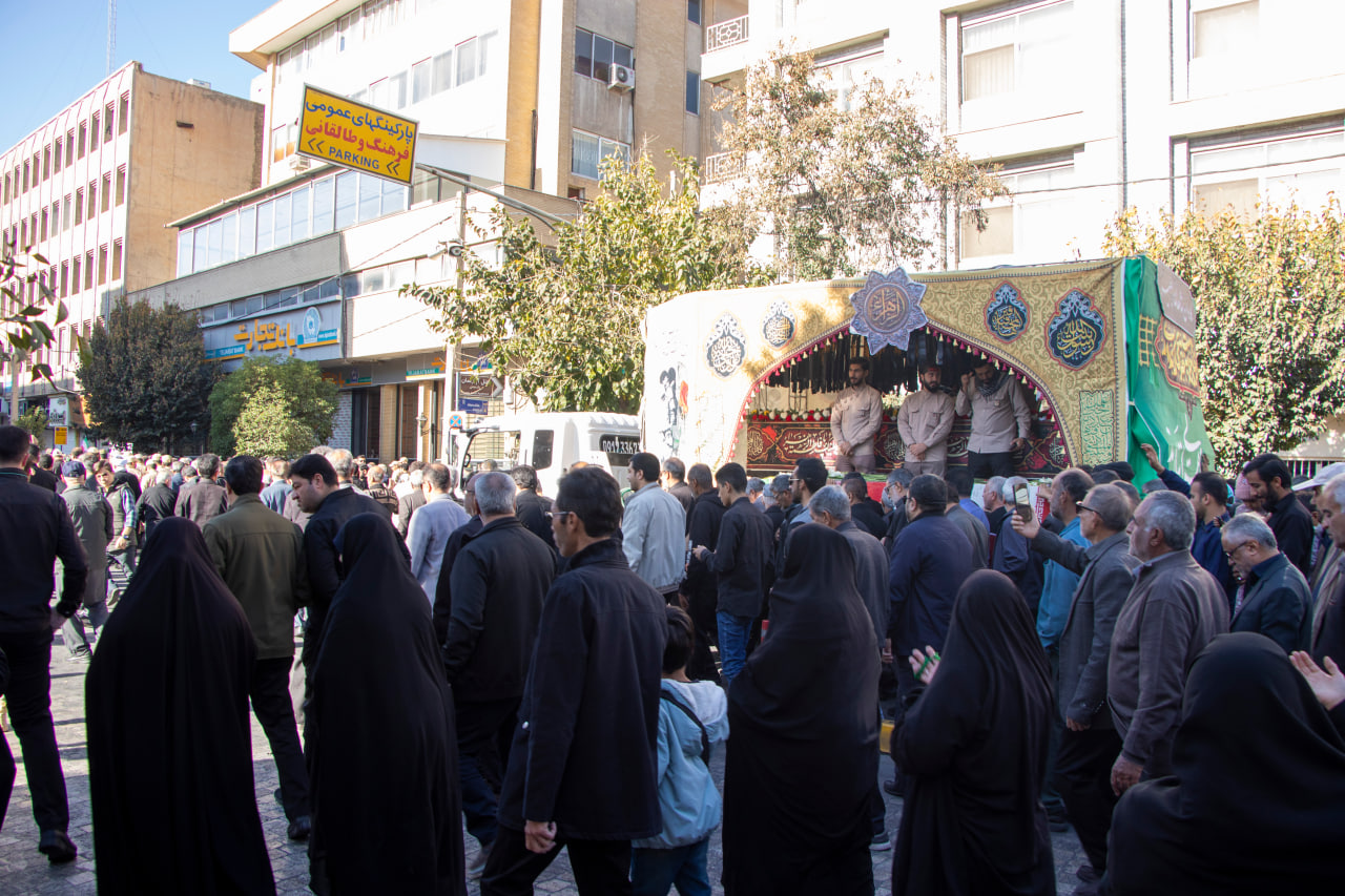 photo 2025 11 24 11 07 47 - تصاویر / تشییع پیکر مطهر شهدای گمنام در شیراز سومین حرم اهل بیت علیهم السلام