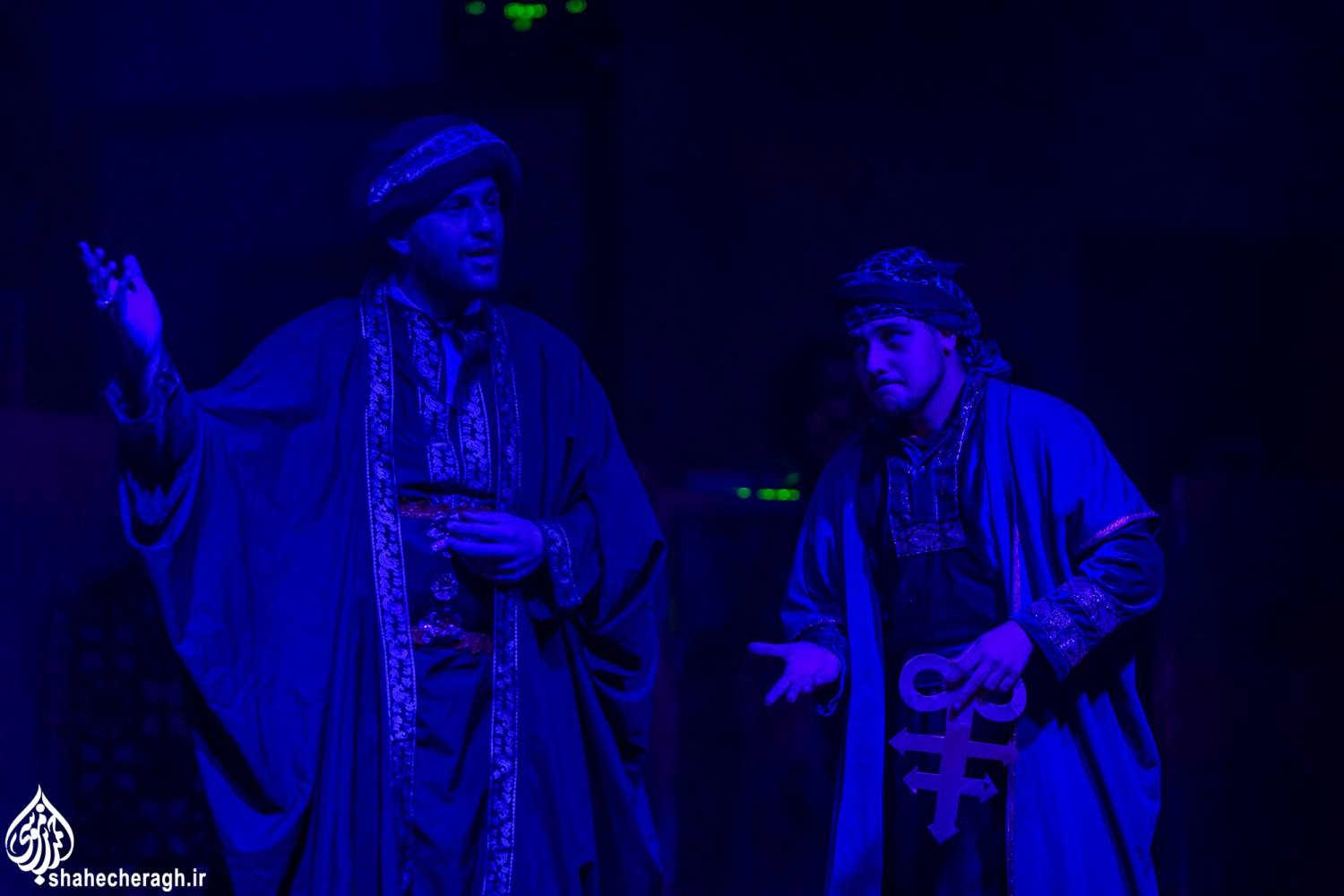 pic232111FAE02456 11 11zon - نمایش «آغاز بی پایان»، در حرم مطهر حضرت شاهچراغ علیه السلام