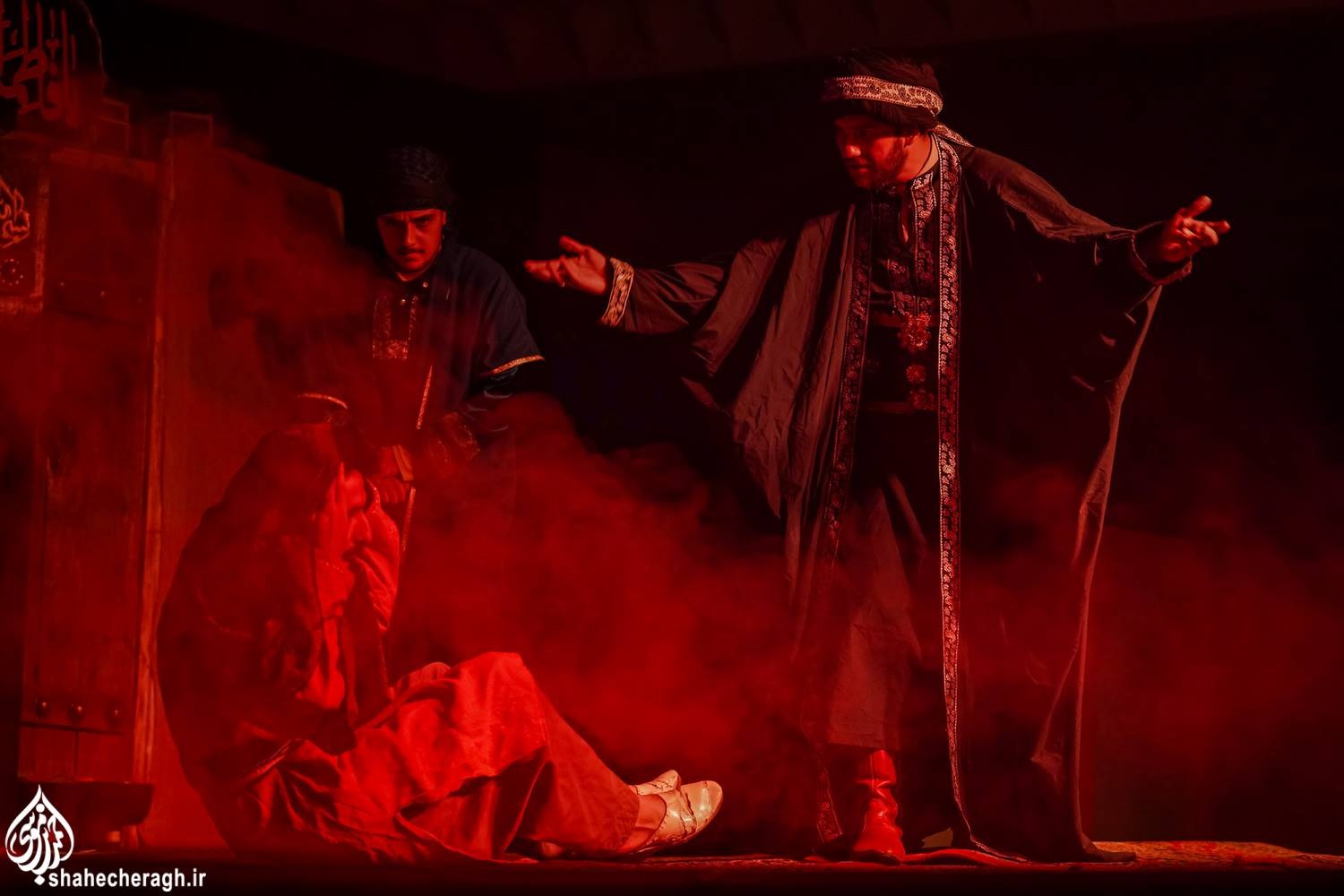 pic232119FAE02791 7 11zon - نمایش «آغاز بی پایان»، در حرم مطهر حضرت شاهچراغ علیه السلام