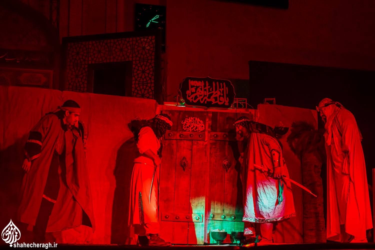 pic232125FAE02902 28 11zon - نمایش «آغاز بی پایان»، در حرم مطهر حضرت شاهچراغ علیه السلام