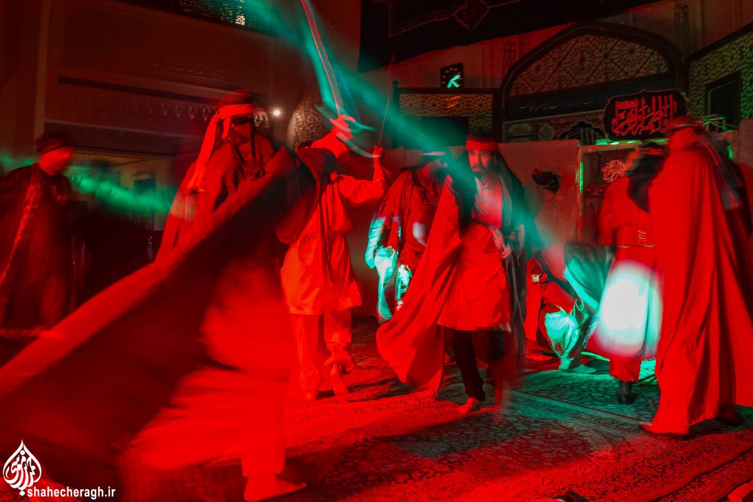 pic232126FAE02939 24 11zon - نمایش «آغاز بی پایان»، در حرم مطهر حضرت شاهچراغ علیه السلام