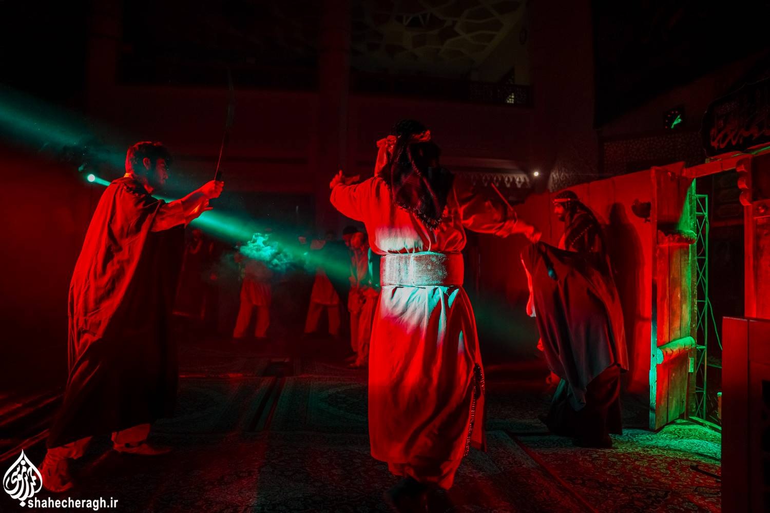 pic232129FAE02994 29 11zon - نمایش «آغاز بی پایان»، در حرم مطهر حضرت شاهچراغ علیه السلام