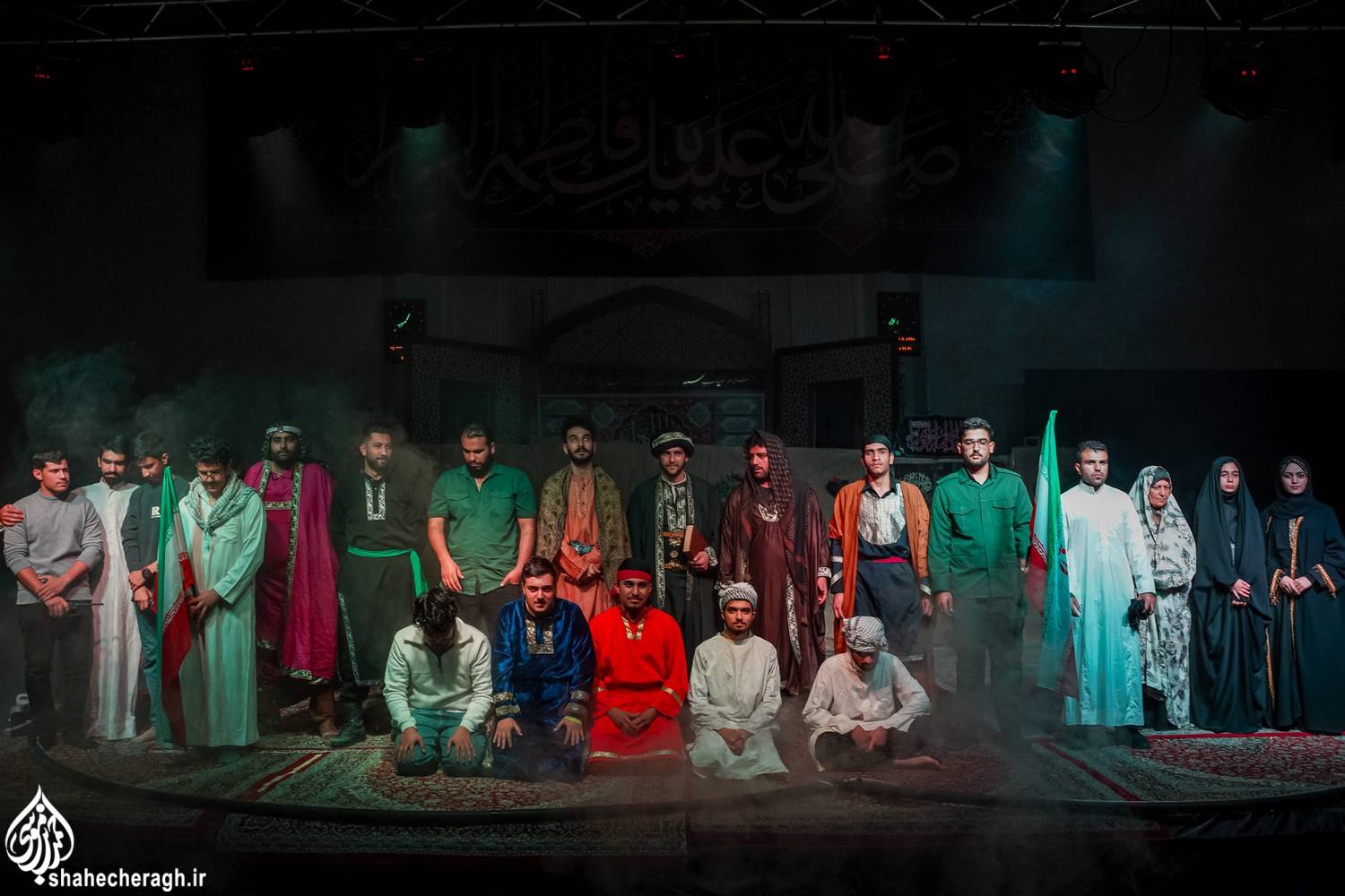 pic232135FAE03312 23 11zon - نمایش «آغاز بی پایان»، در حرم مطهر حضرت شاهچراغ علیه السلام