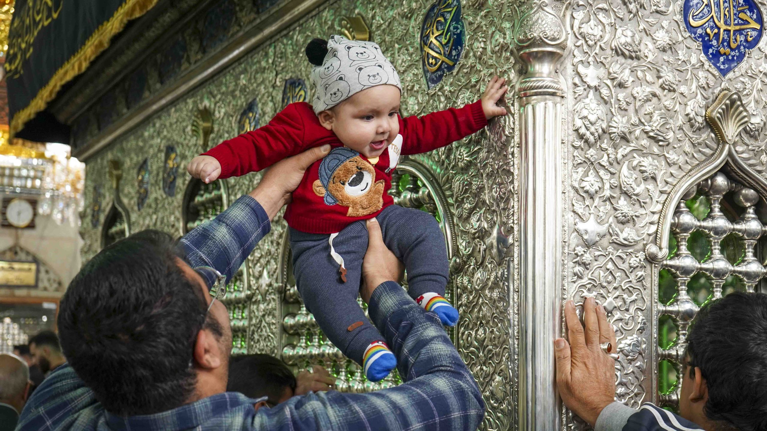 حالوهوای معنوی حرم مطهر حضرت شاهچراغ علیهالسلام در ۲۲ آبان ۱۴۰۴ شاهچراغ 19 scaled - حالوهوای معنوی حرم مطهر حضرت شاهچراغ علیهالسلام در ۲۲ آبان ۱۴۰۴