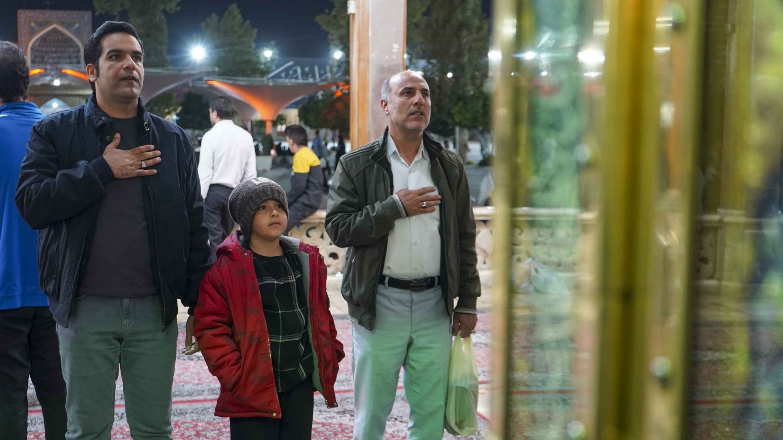 حالوهوای معنوی حرم مطهر حضرت شاهچراغ علیهالسلام در ۲۲ آبان ۱۴۰۴ شاهچراغ 25 scaled - حالوهوای معنوی حرم مطهر حضرت شاهچراغ علیهالسلام در ۲۲ آبان ۱۴۰۴