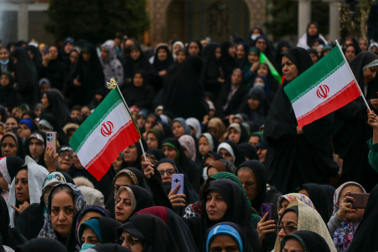 photo 2025 12 10 20 09 09 3 1 - میثاق فاطمی | اجتماع بزرگ بانوان مدافع حریم عفاف، حجاب و خانواده به‌مناسبت ولادت باسعادت حضرت فاطمة الزهرا سلام الله علیها در حرم مطهر حضرت شاهچراغ علیه السلام