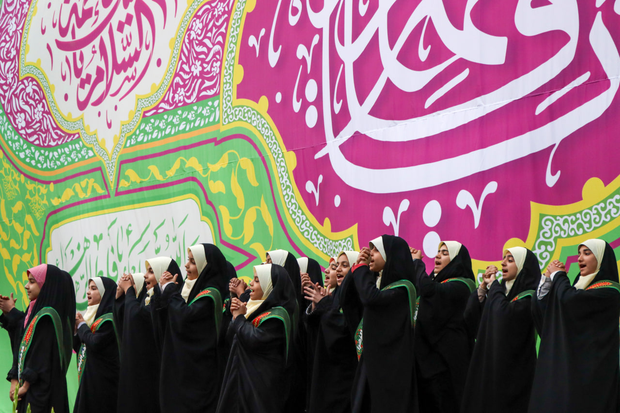 photo 2025 12 10 20 09 11 3 - میثاق فاطمی | اجتماع بزرگ بانوان مدافع حریم عفاف، حجاب و خانواده به‌مناسبت ولادت باسعادت حضرت فاطمة الزهرا سلام الله علیها در حرم مطهر حضرت شاهچراغ علیه السلام