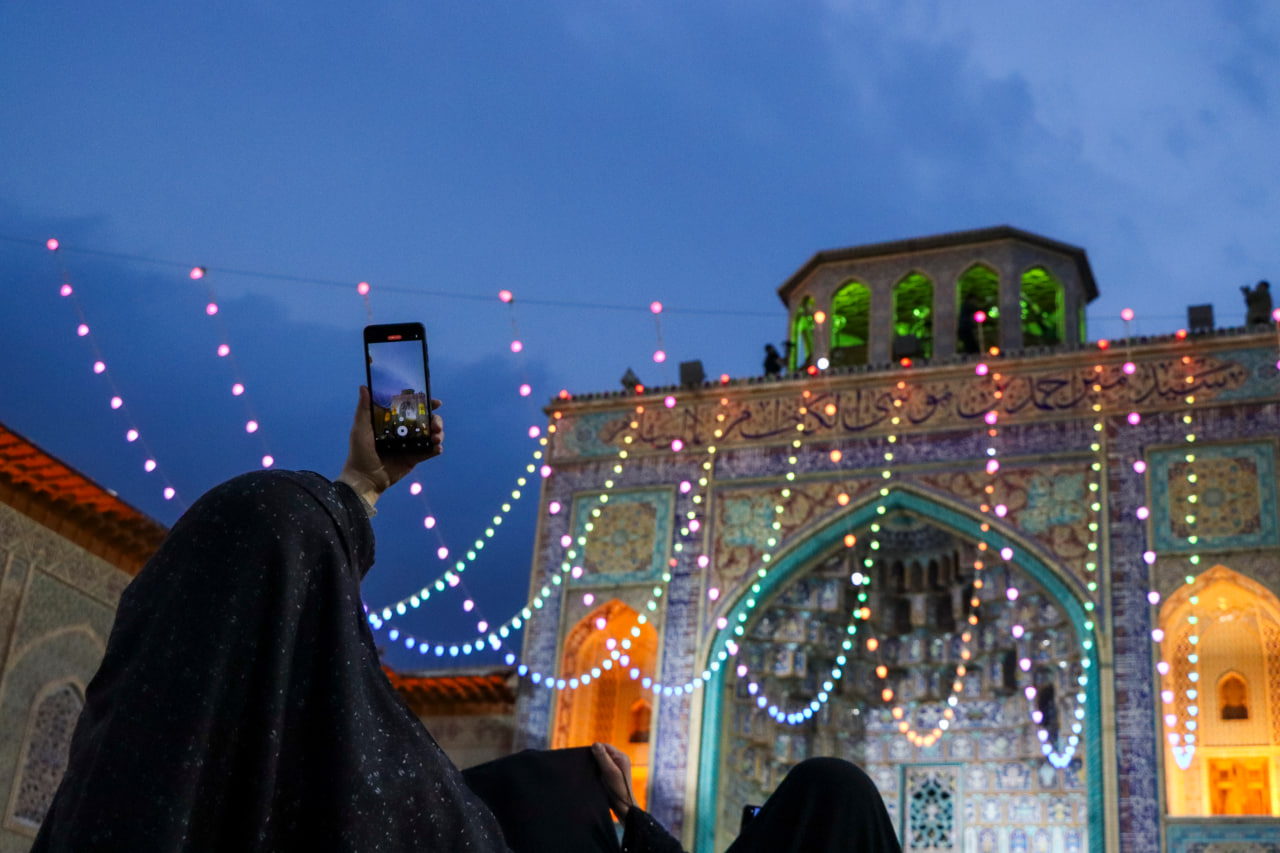 photo 2025 12 10 20 09 12 2 1 - میثاق فاطمی | اجتماع بزرگ بانوان مدافع حریم عفاف، حجاب و خانواده به‌مناسبت ولادت باسعادت حضرت فاطمة الزهرا سلام الله علیها در حرم مطهر حضرت شاهچراغ علیه السلام