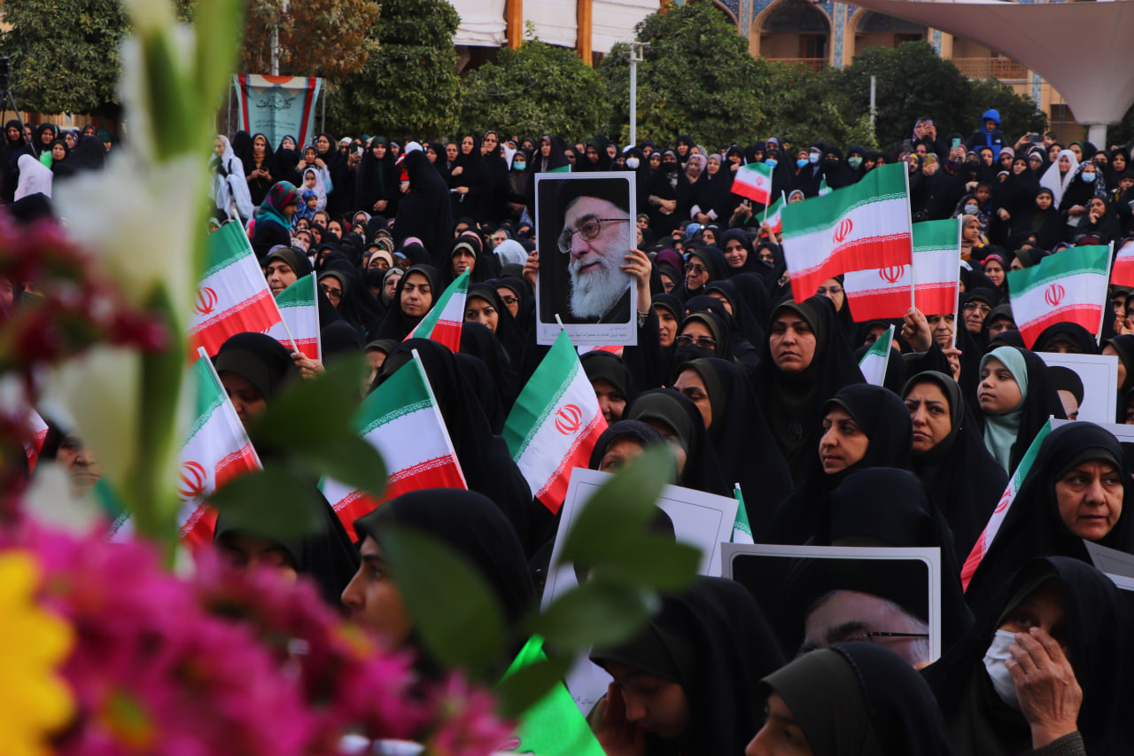 photo 2025 12 10 20 09 13 4 - میثاق فاطمی | اجتماع بزرگ بانوان مدافع حریم عفاف، حجاب و خانواده به‌مناسبت ولادت باسعادت حضرت فاطمة الزهرا سلام الله علیها در حرم مطهر حضرت شاهچراغ علیه السلام