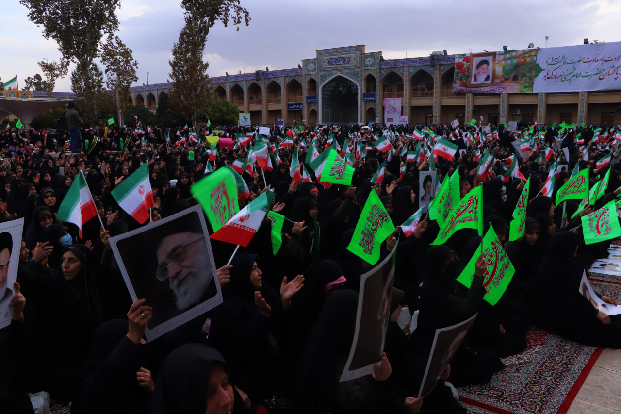 photo 2025 12 10 20 09 14 3 - میثاق فاطمی | اجتماع بزرگ بانوان مدافع حریم عفاف، حجاب و خانواده به‌مناسبت ولادت باسعادت حضرت فاطمة الزهرا سلام الله علیها در حرم مطهر حضرت شاهچراغ علیه السلام