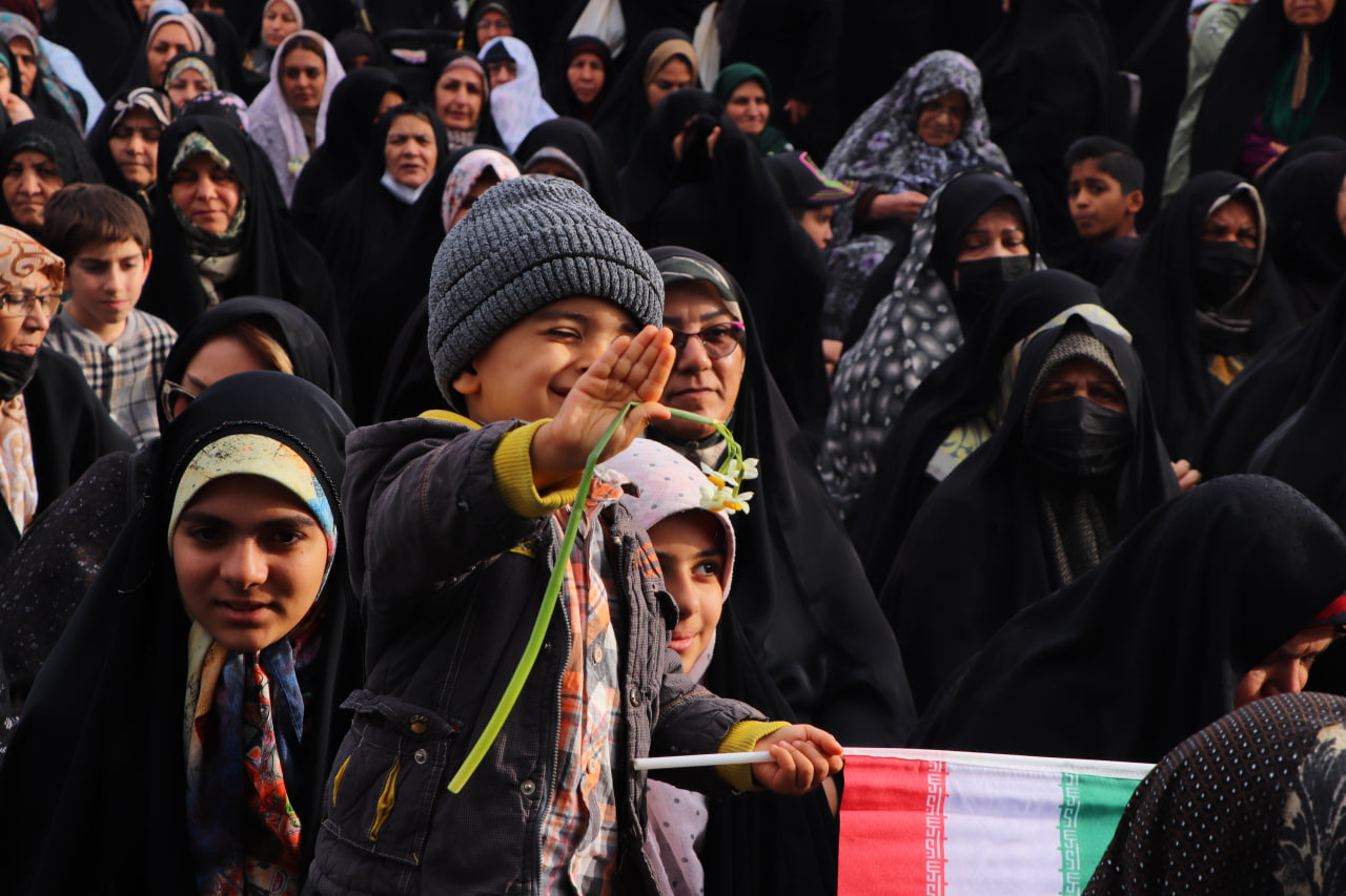 photo 2025 12 10 20 09 20 2 1 - میثاق فاطمی | اجتماع بزرگ بانوان مدافع حریم عفاف، حجاب و خانواده به‌مناسبت ولادت باسعادت حضرت فاطمة الزهرا سلام الله علیها در حرم مطهر حضرت شاهچراغ علیه السلام