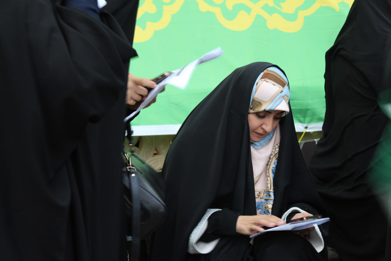 photo 2025 12 10 21 13 19 2 - میثاق فاطمی | اجتماع بزرگ بانوان مدافع حریم عفاف، حجاب و خانواده به‌مناسبت ولادت باسعادت حضرت فاطمة الزهرا سلام الله علیها در حرم مطهر حضرت شاهچراغ علیه السلام