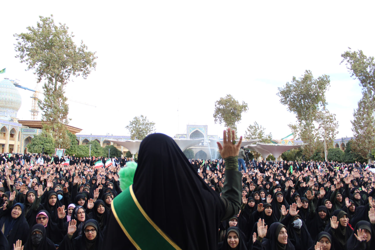 photo 2025 12 10 21 13 19 - میثاق فاطمی | اجتماع بزرگ بانوان مدافع حریم عفاف، حجاب و خانواده به‌مناسبت ولادت باسعادت حضرت فاطمة الزهرا سلام الله علیها در حرم مطهر حضرت شاهچراغ علیه السلام