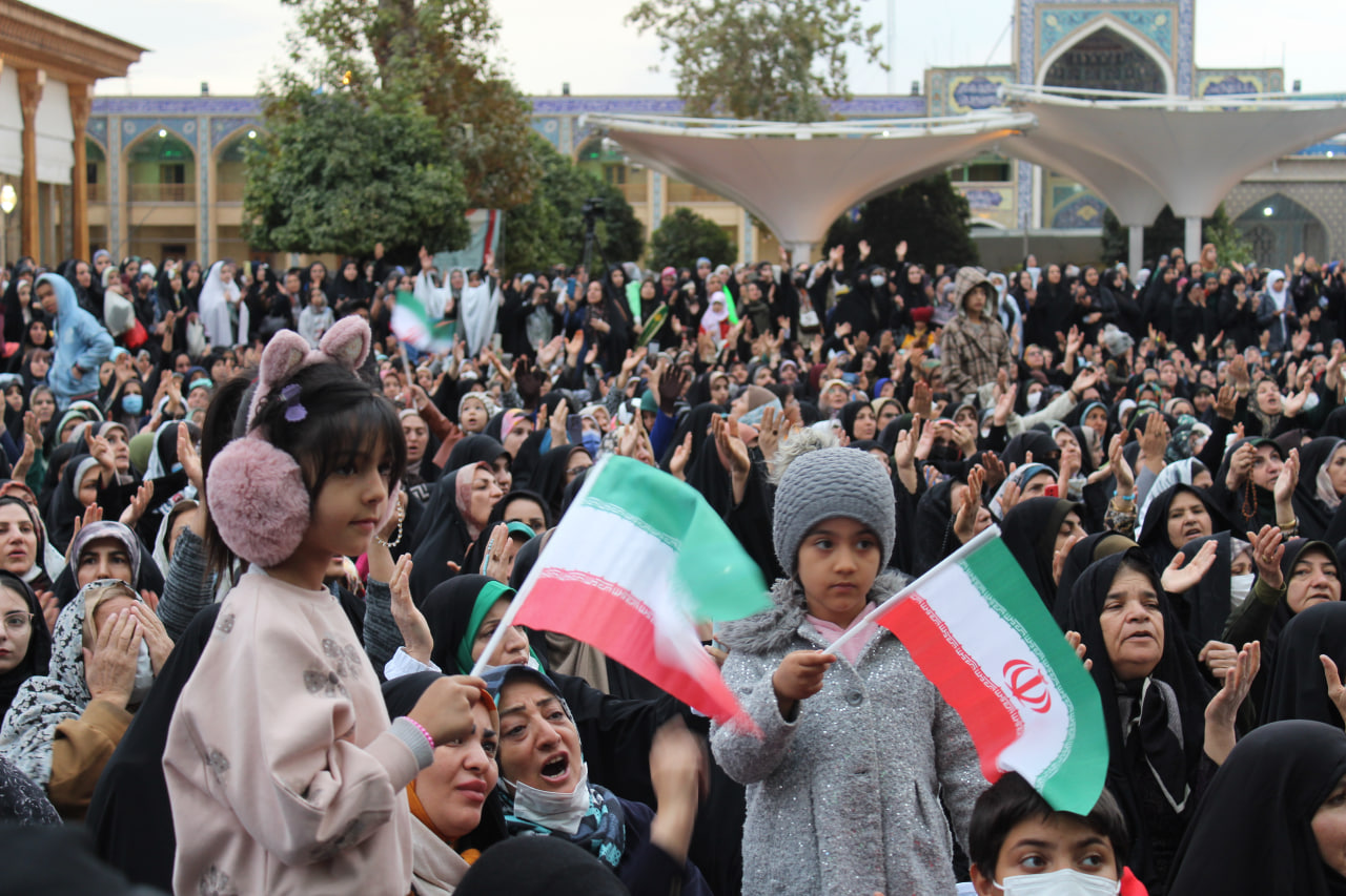 photo 2025 12 10 21 13 20 - میثاق فاطمی | اجتماع بزرگ بانوان مدافع حریم عفاف، حجاب و خانواده به‌مناسبت ولادت باسعادت حضرت فاطمة الزهرا سلام الله علیها در حرم مطهر حضرت شاهچراغ علیه السلام