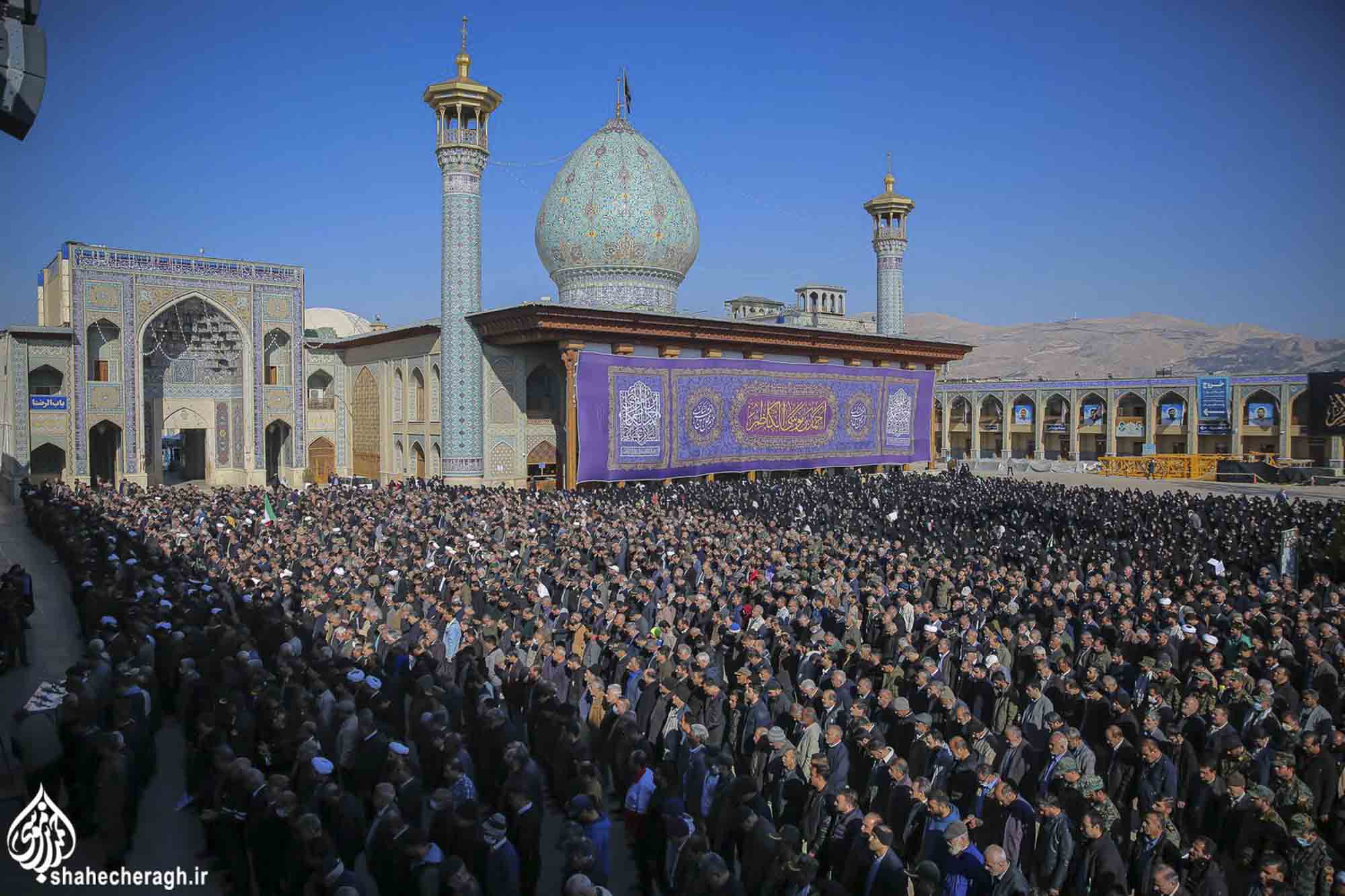 شهید حرم شاهچراغ علیه السلام 12 - تشییع شهیدان استوار یکم مسلم مهدوی&zwnj; نسب و استوار یکم مسلم قاسم عزیزی در سوّمین حرم اهل&zwnj;بیت علیهم السلام