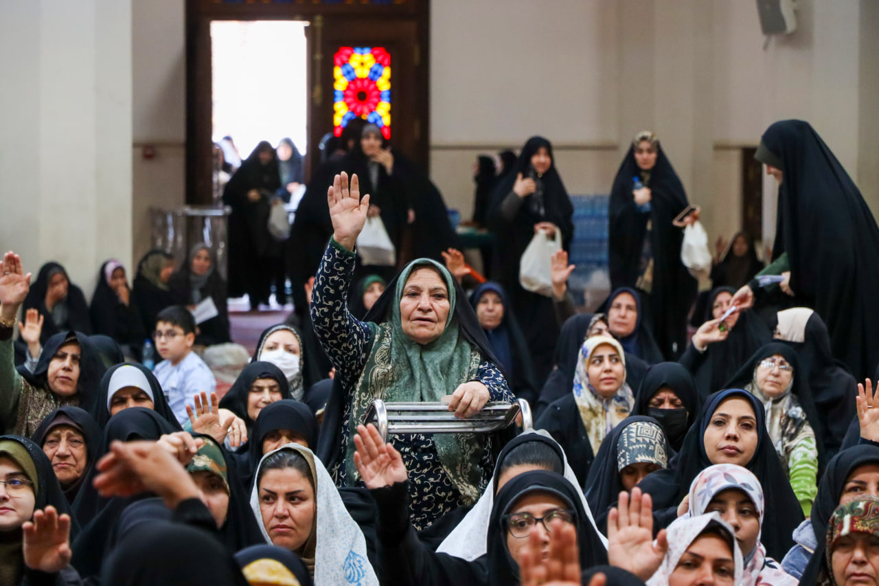 photo 2026 02 08 07 19 55 - تصاویر / میثاق انقلابی ؛ دومین آیین و اجتماع بزرگ بانوان مدافع ولایت در حرم مطهر حضرت شاهچراغ علیه السلام