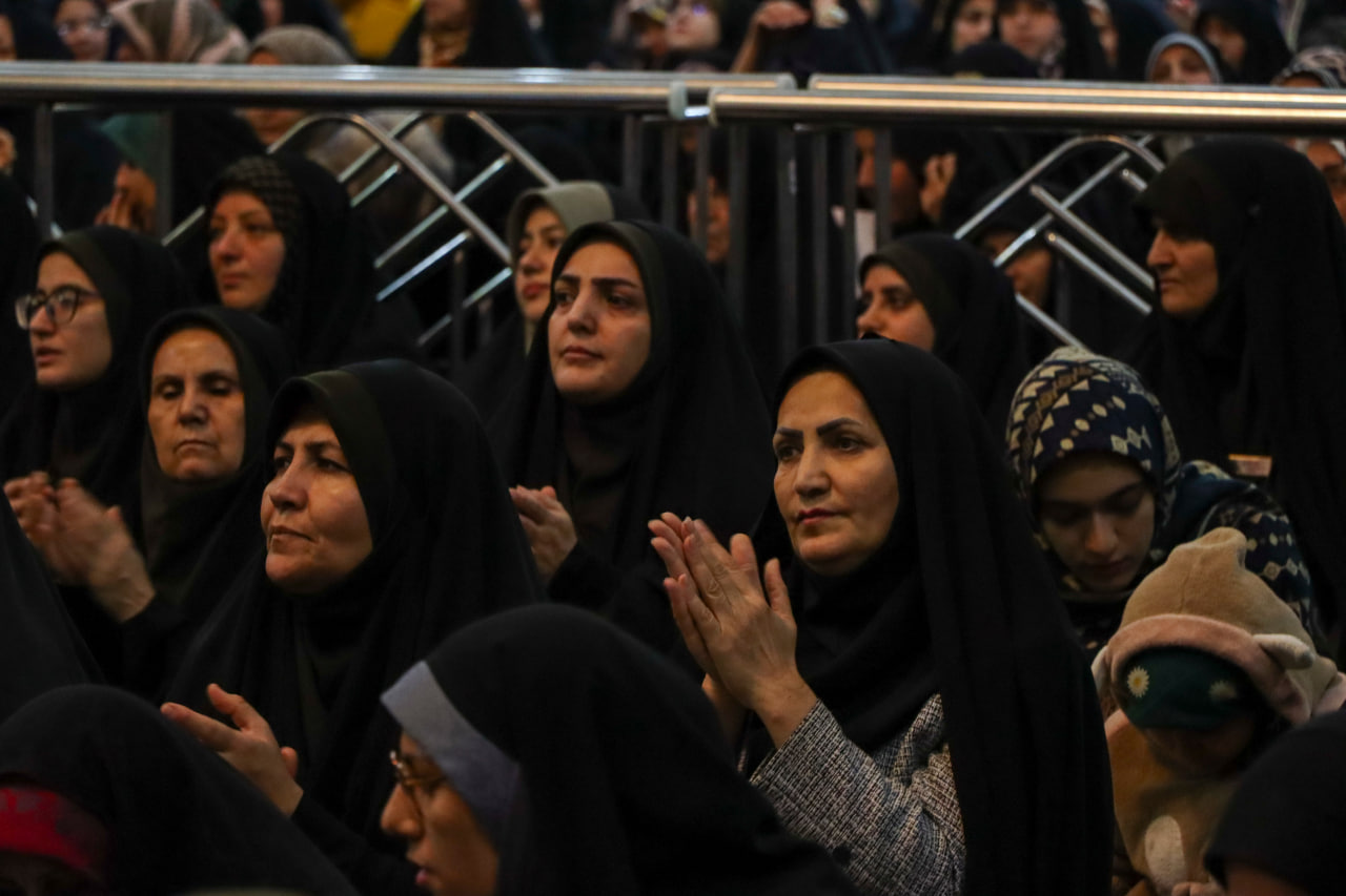 photo 2026 02 08 07 19 56 - تصاویر / میثاق انقلابی ؛ دومین آیین و اجتماع بزرگ بانوان مدافع ولایت در حرم مطهر حضرت شاهچراغ علیه السلام