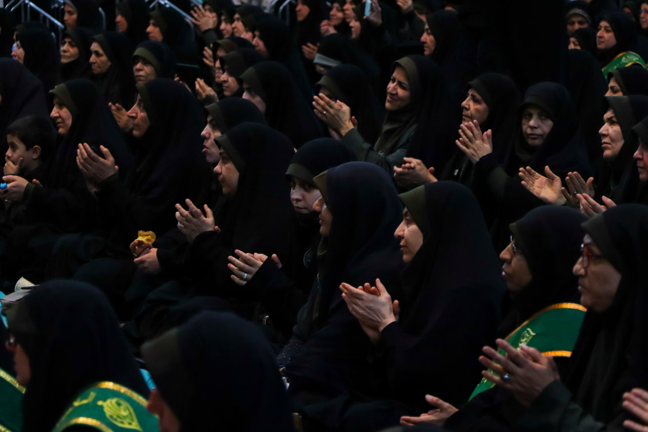 photo 2026 02 08 07 19 57 - تصاویر / میثاق انقلابی ؛ دومین آیین و اجتماع بزرگ بانوان مدافع ولایت در حرم مطهر حضرت شاهچراغ علیه السلام