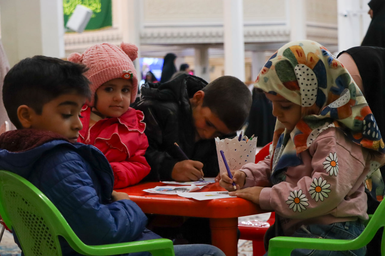photo 2026 02 08 07 19 59 - تصاویر / میثاق انقلابی ؛ دومین آیین و اجتماع بزرگ بانوان مدافع ولایت در حرم مطهر حضرت شاهچراغ علیه السلام