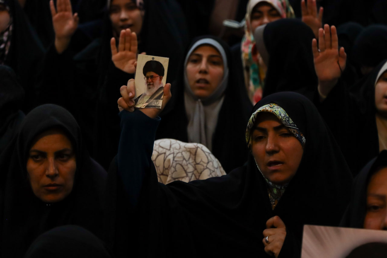 photo 2026 02 08 07 20 09 - تصاویر / میثاق انقلابی ؛ دومین آیین و اجتماع بزرگ بانوان مدافع ولایت در حرم مطهر حضرت شاهچراغ علیه السلام