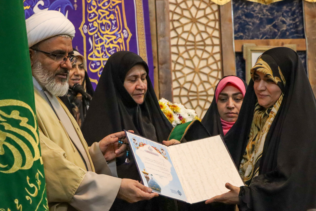 photo 2026 02 08 07 20 34 - تصاویر / میثاق انقلابی ؛ دومین آیین و اجتماع بزرگ بانوان مدافع ولایت در حرم مطهر حضرت شاهچراغ علیه السلام