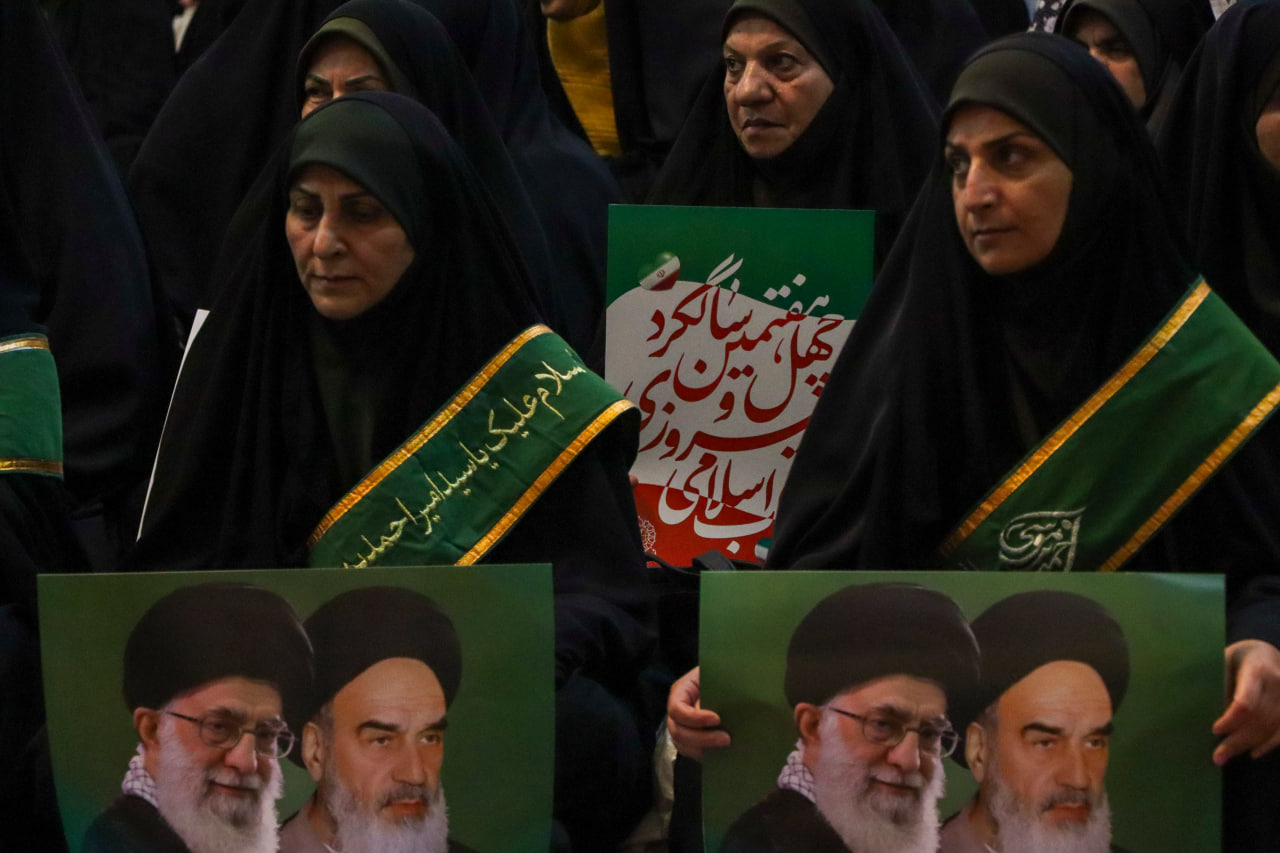 photo 2026 02 08 07 20 41 - تصاویر / میثاق انقلابی ؛ دومین آیین و اجتماع بزرگ بانوان مدافع ولایت در حرم مطهر حضرت شاهچراغ علیه السلام