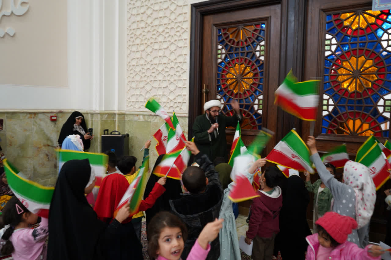 photo 2026 02 08 07 23 35 - تصاویر / میثاق انقلابی ؛ دومین آیین و اجتماع بزرگ بانوان مدافع ولایت در حرم مطهر حضرت شاهچراغ علیه السلام