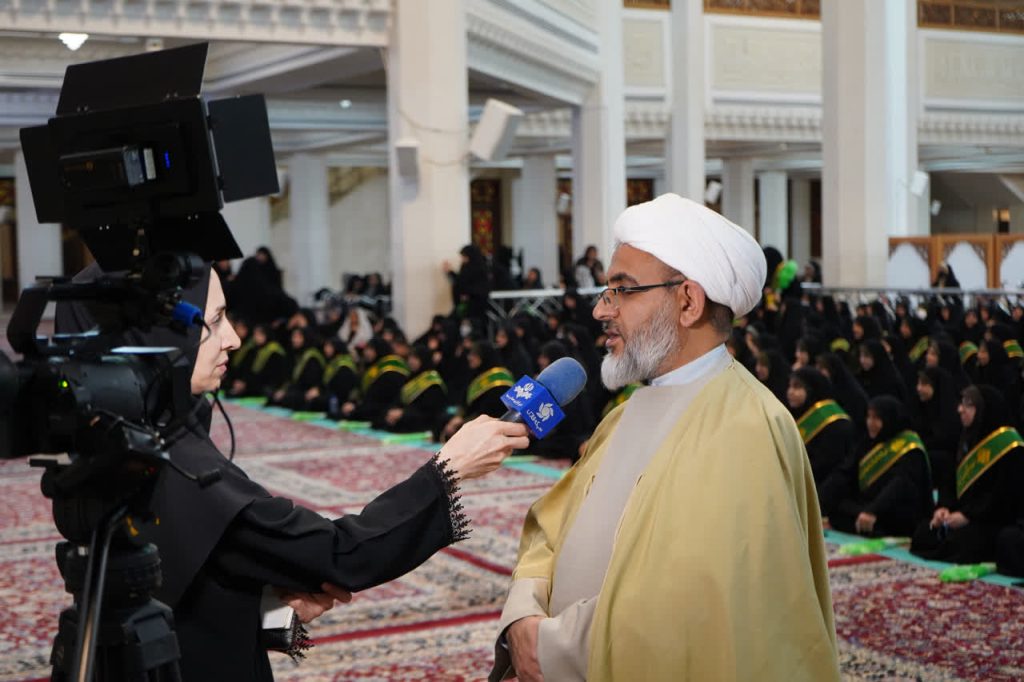 photo 2026 02 08 07 23 38 1024x682 - تصاویر / میثاق انقلابی ؛ دومین آیین و اجتماع بزرگ بانوان مدافع ولایت در حرم مطهر حضرت شاهچراغ علیه السلام