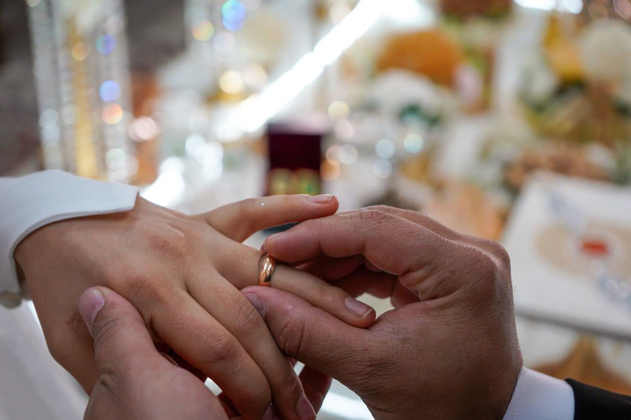 تصاویر / برگزاری مراسم عقد ازدواج جمعی از جوانان در حرم مطهر، بهمناسبت نیمه شعبان photo 2026 02 10 02 15 24 - تصاویر / برگزاری مراسم عقد ازدواج جمعی از جوانان در حرم مطهر، بهمناسبت نیمه شعبان