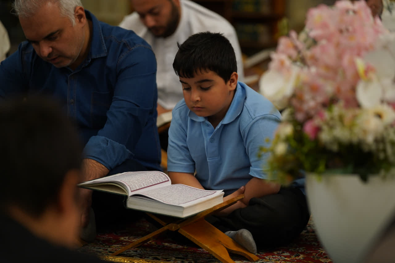 محفل جزءخوانی قرآن کریم در حرم مطهر حضرت شاهچراغ علیه السلام در اولین روز ماه مبارک رمضان photo 2026 02 19 02 35 02 - محفل جزءخوانی قرآن کریم در حرم مطهر حضرت شاهچراغ علیه السلام در اولین روز ماه مبارک رمضان