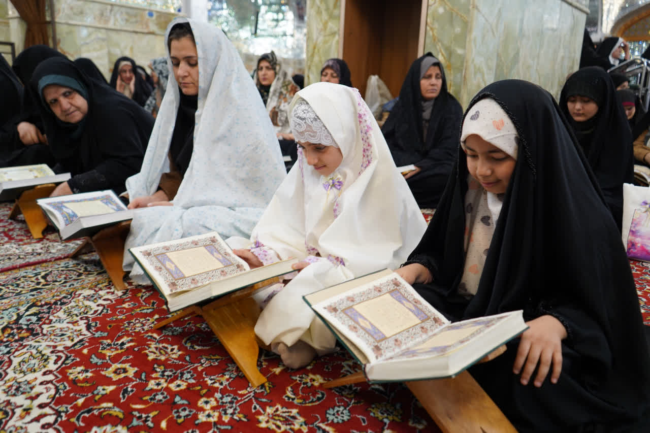 محفل جزءخوانی قرآن کریم در حرم مطهر حضرت شاهچراغ علیه السلام در اولین روز ماه مبارک رمضان photo 2026 02 19 02 35 19 - محفل جزءخوانی قرآن کریم در حرم مطهر حضرت شاهچراغ علیه السلام در اولین روز ماه مبارک رمضان