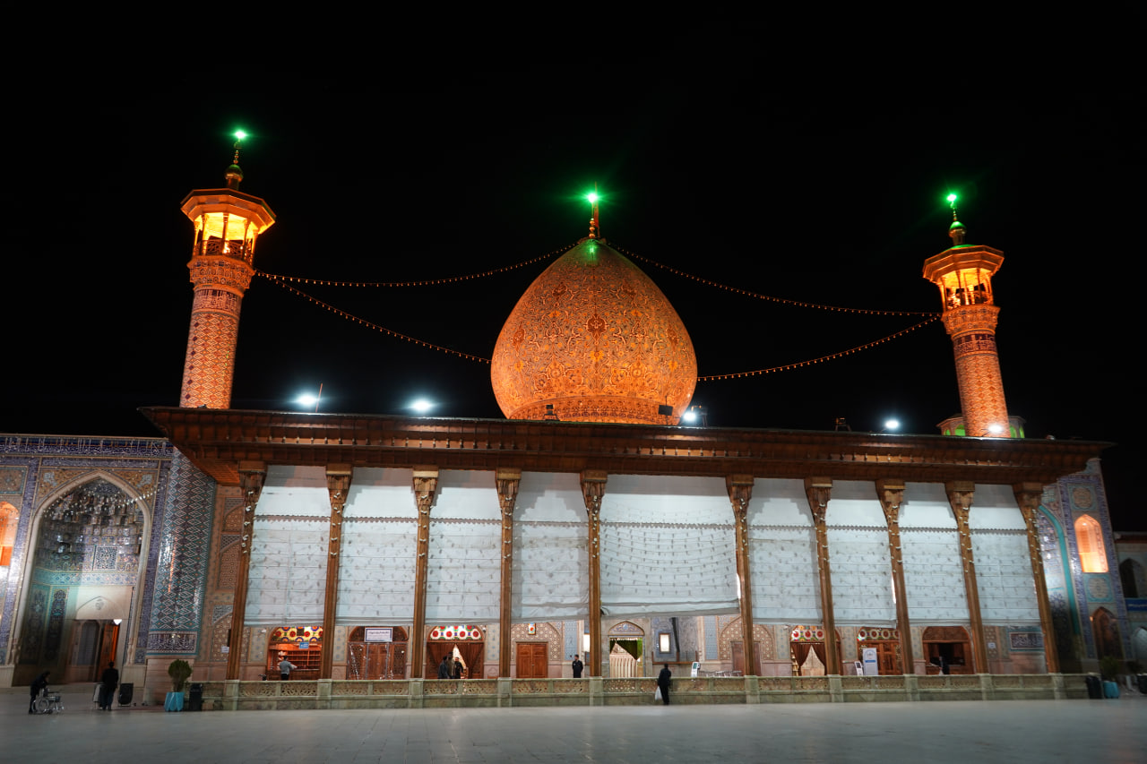 مراسم احیاء شبهای ماه مبارک رمضان در حرم مطهر شاهچراغ علیه السلام photo 2026 02 22 00 59 39 2 - مراسم احیاء شبهای ماه مبارک رمضان در حرم مطهر شاهچراغ علیه السلام