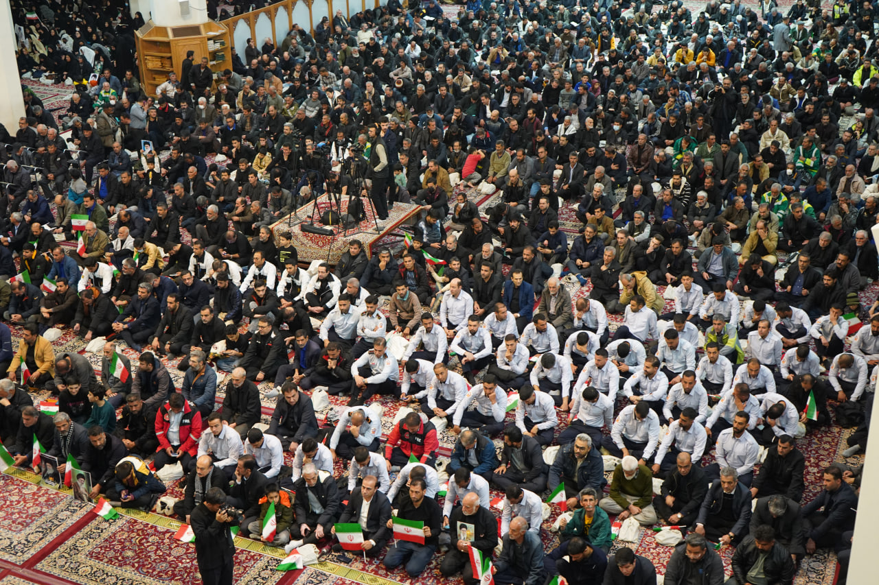 مراسم بزرگداشت رهبر و قائد عظیم الشان جهان اسلام شهید حضرت الله العظمی امام خامنه ای photo 2026 03 03 16 54 19 - مراسم بزرگداشت رهبر و قائد عظیم الشان جهان اسلام شهید حضرت الله العظمی امام خامنه ای