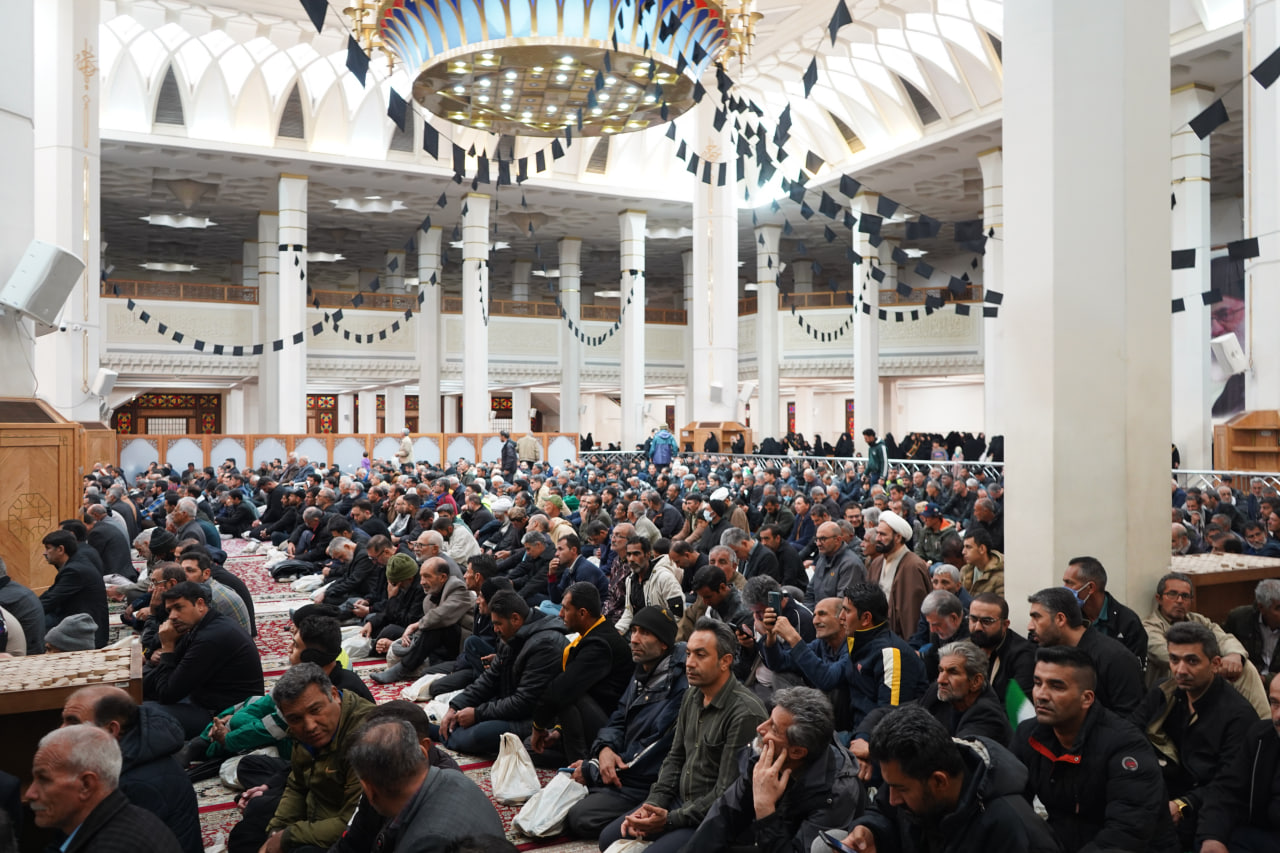 مراسم بزرگداشت رهبر و قائد عظیم الشان جهان اسلام شهید حضرت الله العظمی امام خامنه ای photo 2026 03 03 16 54 21 3 - مراسم بزرگداشت رهبر و قائد عظیم الشان جهان اسلام شهید حضرت الله العظمی امام خامنه ای
