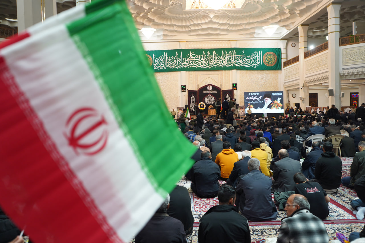 مراسم بزرگداشت رهبر و قائد عظیم الشان جهان اسلام شهید حضرت الله العظمی امام خامنه ای photo 2026 03 03 16 54 23 2 - مراسم بزرگداشت رهبر و قائد عظیم الشان جهان اسلام شهید حضرت الله العظمی امام خامنه ای