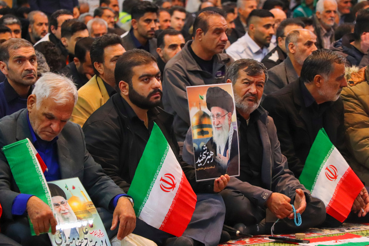 مراسم بزرگداشت رهبر و قائد عظیم الشان جهان اسلام شهید حضرت الله العظمی امام خامنه ای photo 2026 03 03 16 59 29 2 - مراسم بزرگداشت رهبر و قائد عظیم الشان جهان اسلام شهید حضرت الله العظمی امام خامنه ای
