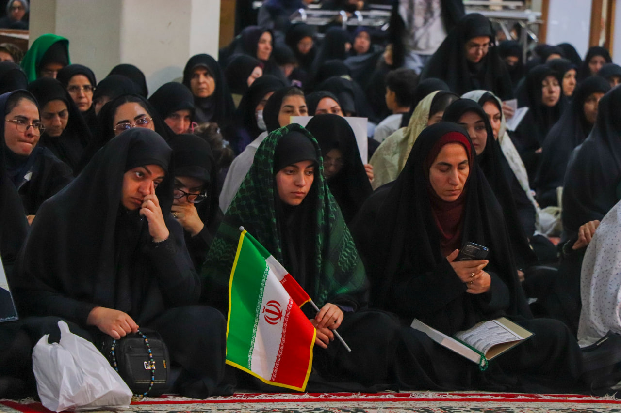 مراسم بزرگداشت رهبر و قائد عظیم الشان جهان اسلام شهید حضرت الله العظمی امام خامنه ای photo 2026 03 03 16 59 30 - مراسم بزرگداشت رهبر و قائد عظیم الشان جهان اسلام شهید حضرت الله العظمی امام خامنه ای