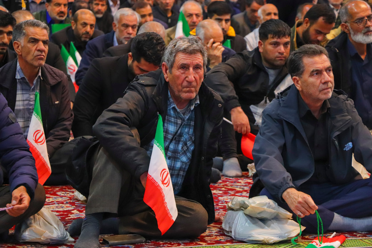 مراسم بزرگداشت رهبر و قائد عظیم الشان جهان اسلام شهید حضرت الله العظمی امام خامنه ای photo 2026 03 03 16 59 33 - مراسم بزرگداشت رهبر و قائد عظیم الشان جهان اسلام شهید حضرت الله العظمی امام خامنه ای