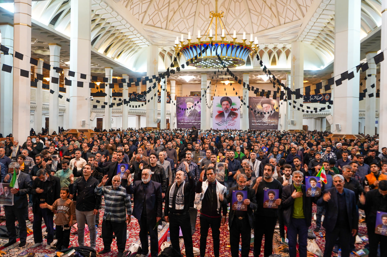 photo 2026 03 13 01 08 53 4 - طنین ندای &laquo;الغوث الغوث&raquo; در حرم مطهر حضرت شاهچراغ علیه السلام، در سومین شب قدر ماه مبارک رمضان