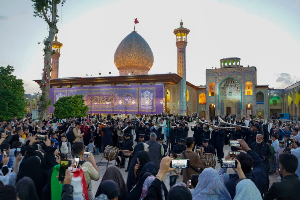 1 1024x682 - تصاویر | همایش بزرگ افتخار خدمت