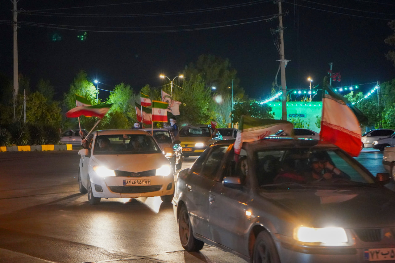 photo 2026 04 02 16 03 12 2 - کاروان خودرویی حرم حضرت شاهچراغ (ع) در دفاع از انقلاب اسلامی