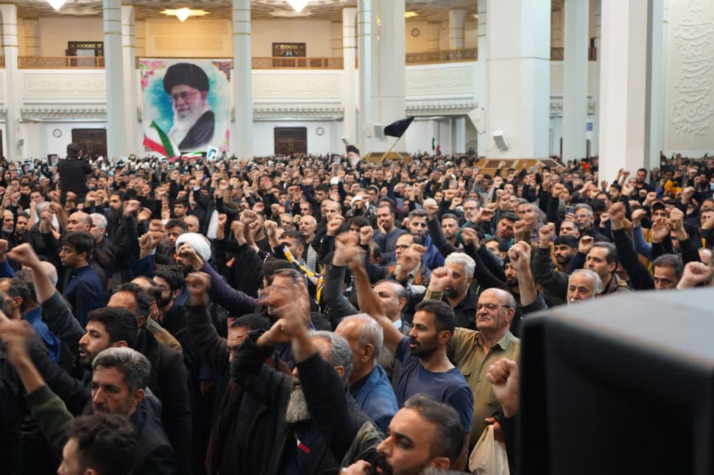 photo 2026 04 05 23 42 38 1024x682 - حرم شاهچراغ (ع) در سوگ شهادت قائد امت