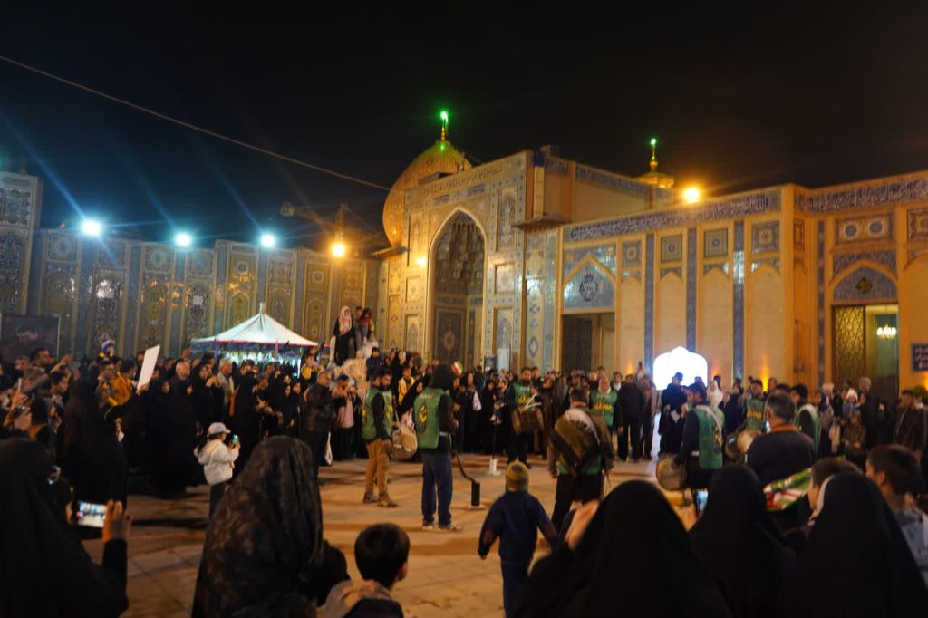حرم شاهچراغ (ع) در سوگ شهادت قائد امت photo 2026 04 05 23 42 47 1024x682 - حرم شاهچراغ (ع) در سوگ شهادت قائد امت