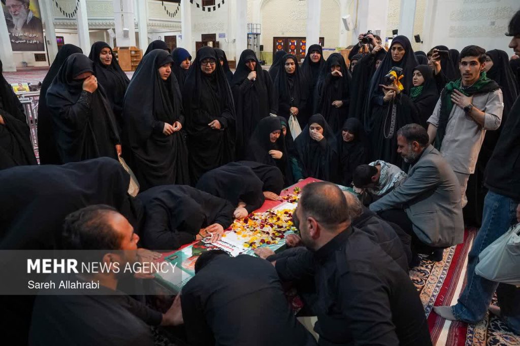 وداع با پیکر ۸ شهید مدافع وطن در حرم مطهر حضرت شاهچراغ علیهالسلام photo 2026 04 07 22 42 13 1024x682 - وداع با پیکر ۸ شهید مدافع وطن در حرم مطهر حضرت شاهچراغ علیهالسلام